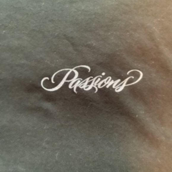 Vintage-Never Worn "Passions" Soap Opera T-Shirt - Picture 1 of 3